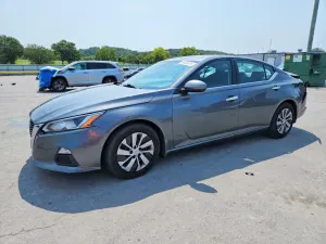 Nissan Altima 2.5L 4 2019