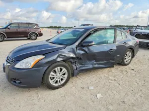 Nissan Altima 2.5L 4 2012