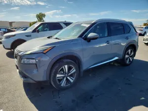 Nissan Rogue 2.5L 4 2021