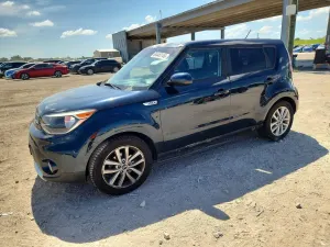 Kia Soul 2.0L 4 2017