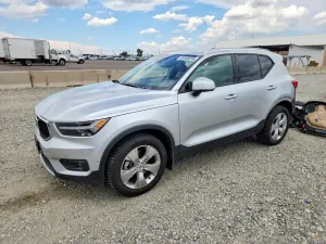 Volvo XC40 2.0L 4 2019