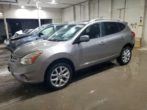 Nissan Rogue 2.5L 4 2013