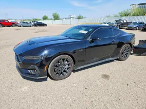 Ford Mustang 5.0L 8 2025