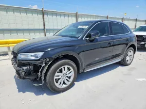 Audi Q5 2.0L 4 2020