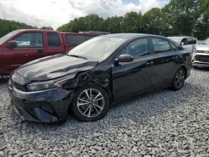 Kia Cerato / Forte / K3 LX 2 L 4 2024