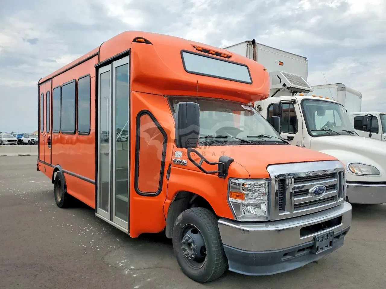 Ford Econoline 7.3L 8 2023