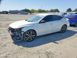 Nissan Altima 2.5L 4 2020