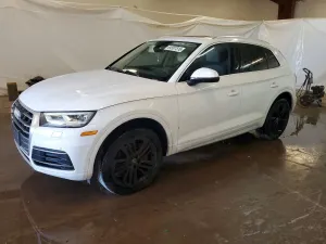 Audi Q5 2.0L 4 2018