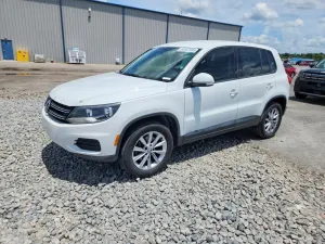 Volkswagen Tiguan 2.0L 4 2014