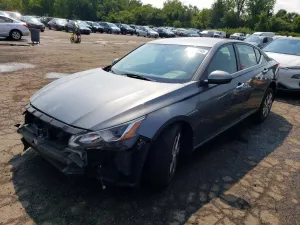 Nissan Altima 2.5L 4 2019