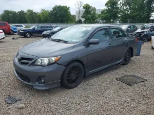 Toyota Corolla 1.8L 4 2013