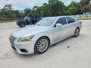 Lexus LS 4.6L 8 2013