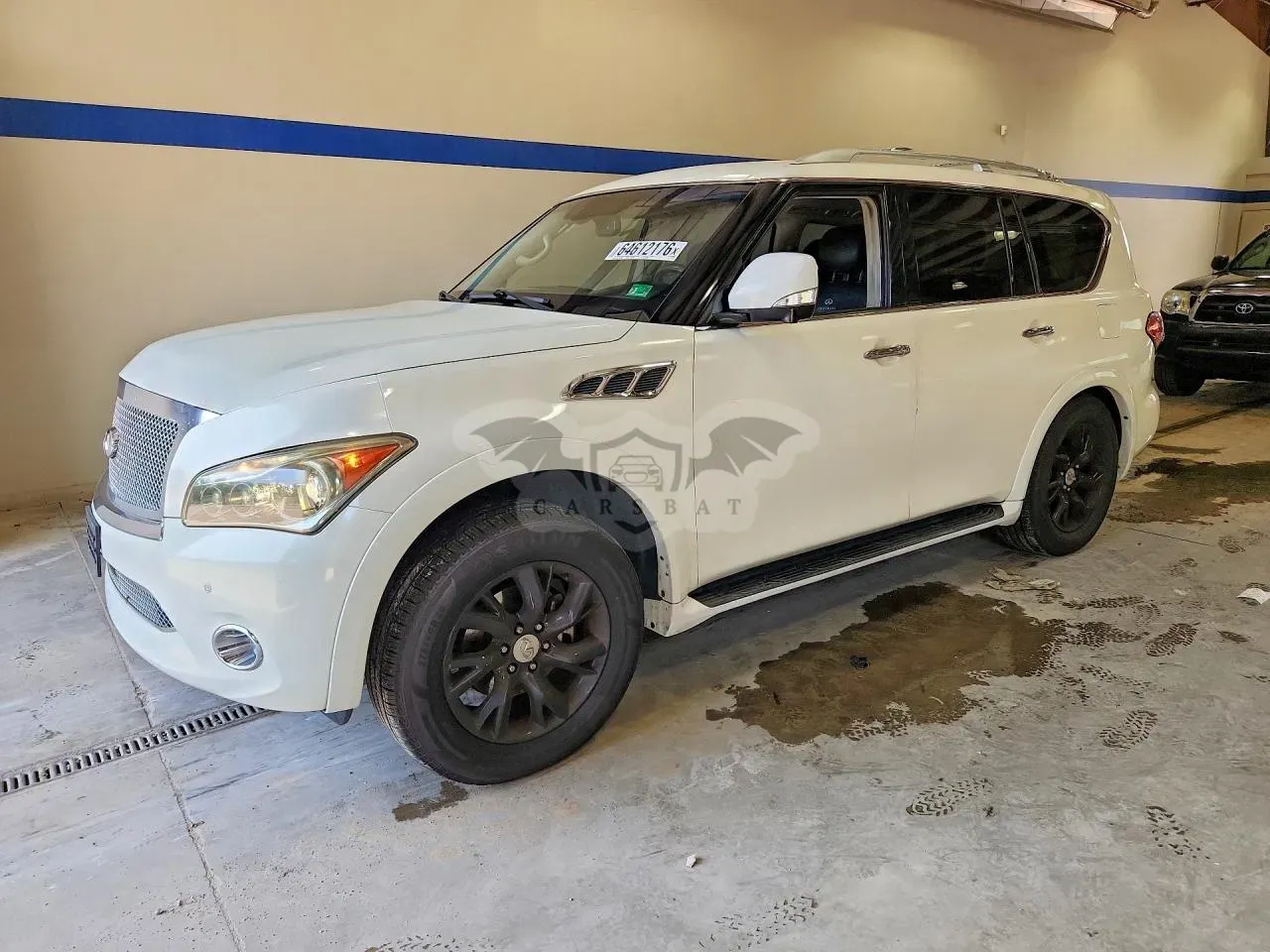 Infiniti QX56 5.6L 8 2011