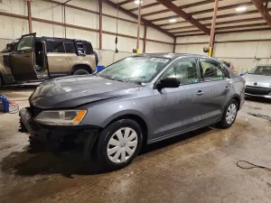 Volkswagen Jetta 1.4L 4 2016