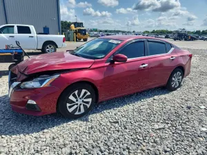 Nissan Altima 2.5L 4 2019