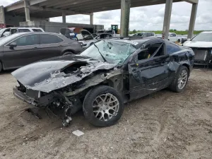 Ford Mustang 3.7L 6 2014