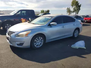 Nissan Altima 2.5L 4 2015