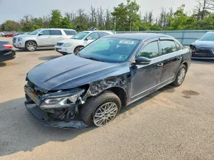Volkswagen Passat 1.8L 4 2016