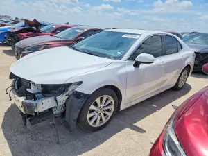 Toyota Camry 2.5L 4 2020