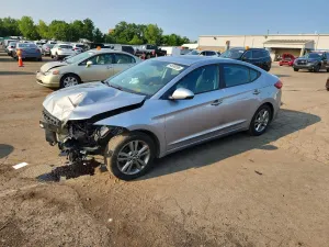 Hyundai Elantra 2.0L 4 2017