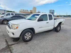 Toyota Tacoma 2.7L 4 2009