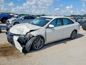 Toyota Camry 2.5L 4 2015