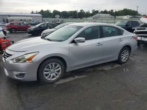 Nissan Altima 2.5L 4 2015