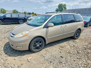 Toyota Sienna 3.3L 6 2006