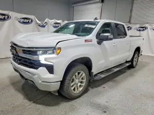 Chevrolet Silverado 1500 5.3L 8 2024