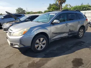 Subaru Outback 3.6L 6 2011