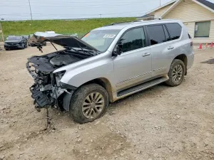 Lexus GX 4.6L 8 2015