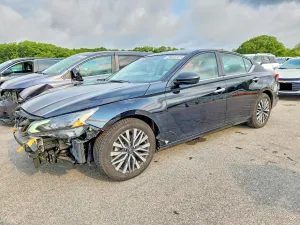Nissan Altima 2.5L 4 2025