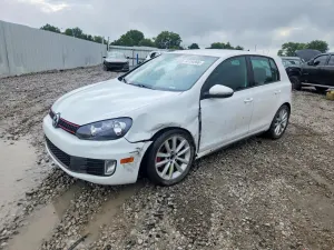 Volkswagen Golf 2.0L 4 2014