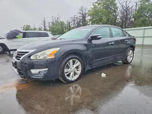 Nissan Altima 2.5L 4 2015