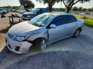 Toyota Corolla 1.8L 4 2013