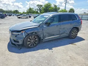 Volvo XC90 2.0L 4 2020