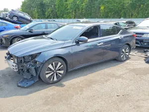 Nissan Altima 2.5L 4 2019