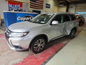 Mitsubishi Outlander 2.4L 4 2018