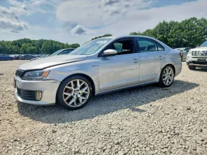 Volkswagen Jetta 2.0L 4 2014