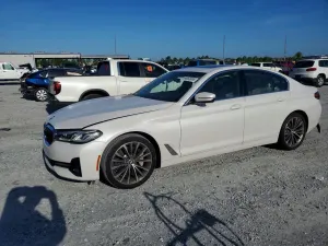 BMW 5 Series 2.0L 4 2021