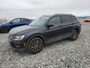 Volkswagen Tiguan S 2.0L 4 2020