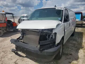 Chevrolet Express 6.6L 8 2022