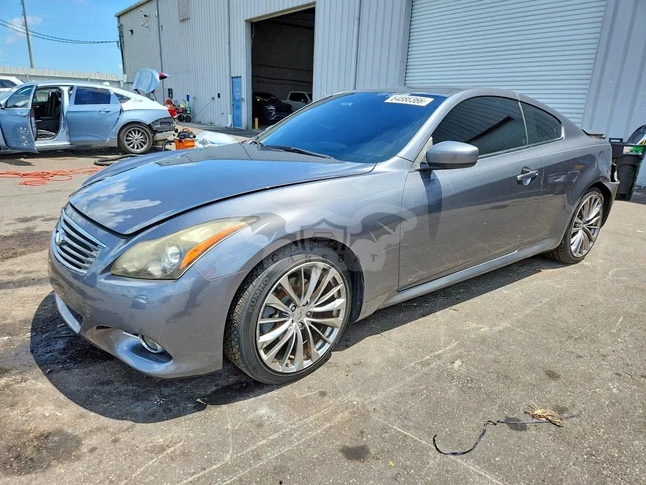 Infiniti G37 3.7L 6 2012