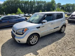 Kia Soul 2.0L 4 2011