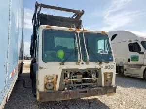 Mack 600 LEU600 10.8L 6 2013