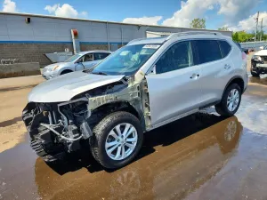 Nissan Rogue 2.5L 4 2014