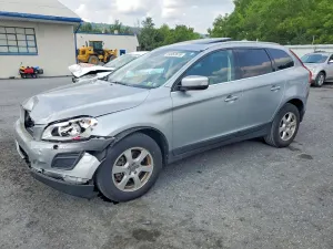 Volvo XC60 3.2L 6 2012