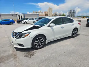 Nissan Altima 2.5L 4 2017
