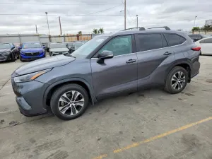 Toyota Highlander 2.4L 4 2023