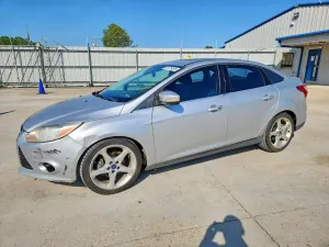 Ford Focus 2.0L 4 2013
